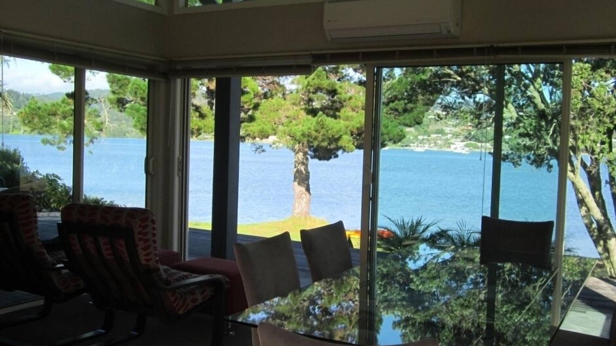 Pauanui House | Pauanui Sunset - Stunning Views, on water's edge