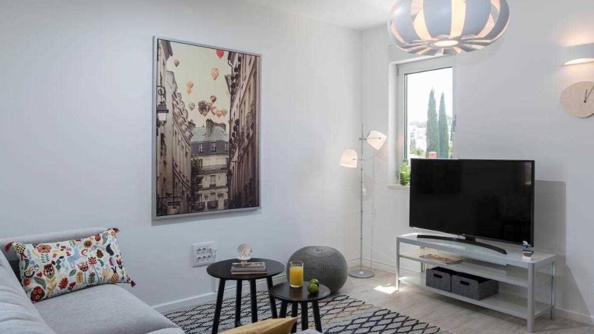 Babin Kuk Apartment | Paulina 2BR apartment with balcony and sea viiew