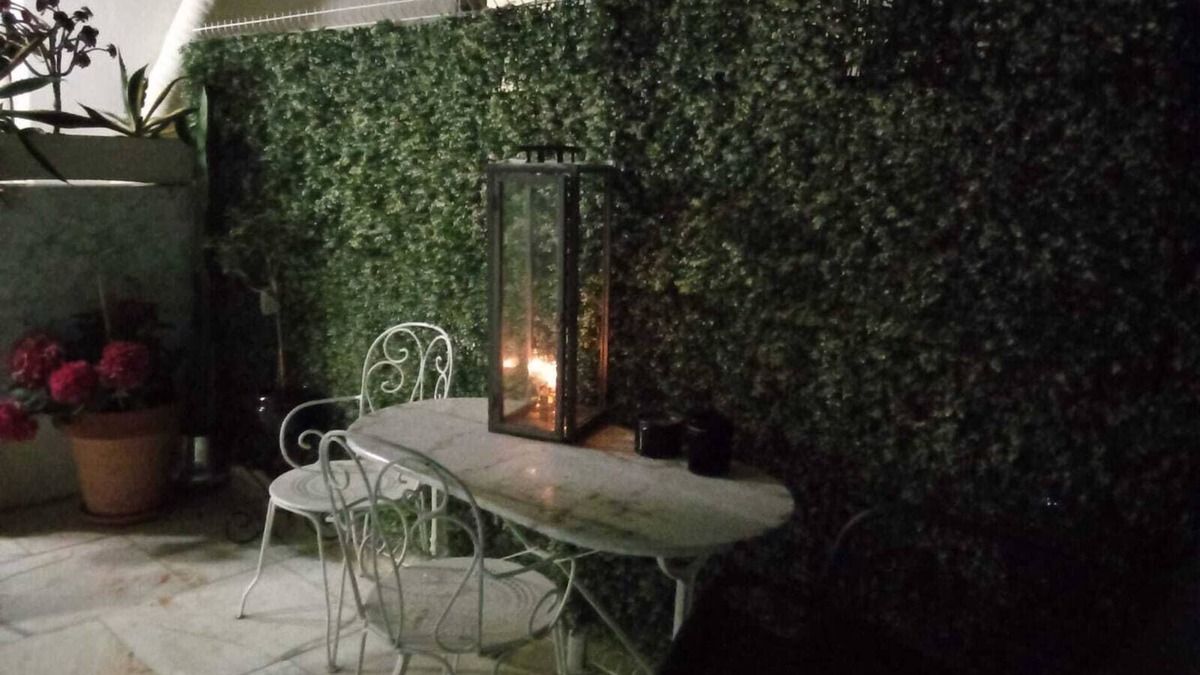 Liberation Apartment | Pavillon Avec Terrasse