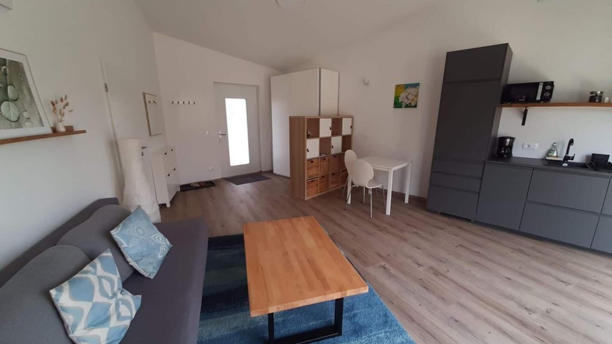 Bad Radkersburg Apartment | Pavillon Nahe Stadtzentrum - Appartement/fewo, Bad, WC, Terrasse