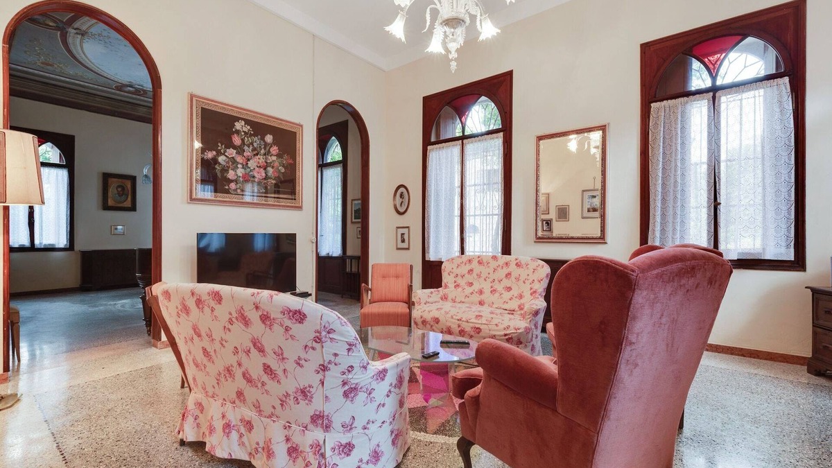 Romano d'Ezzelino Other | Paws and Palaces: A Royal Retreat