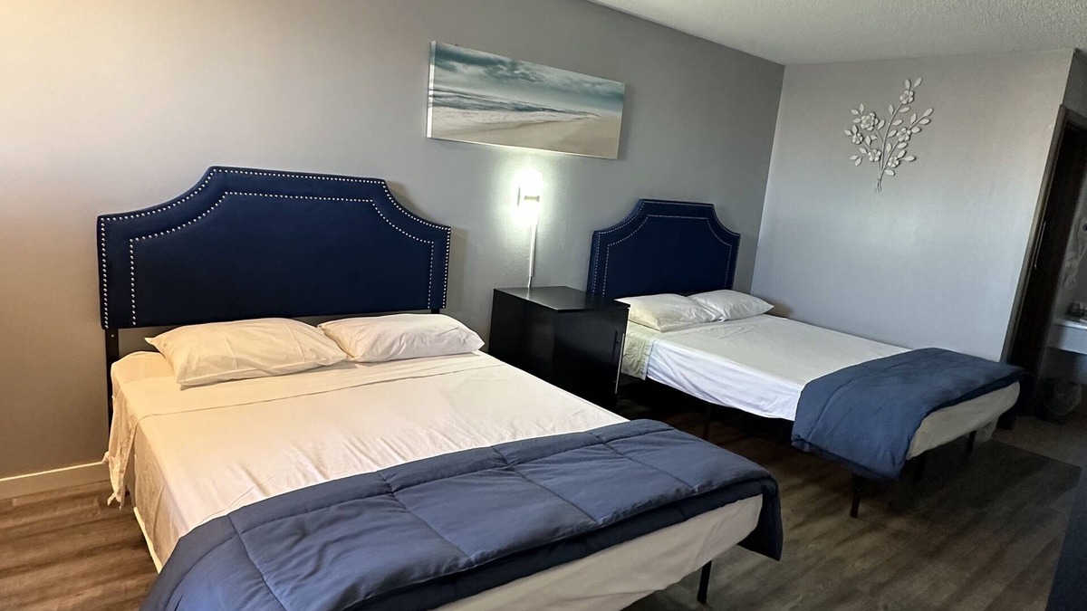 Paxton Hotel | Paxton Inn Motel