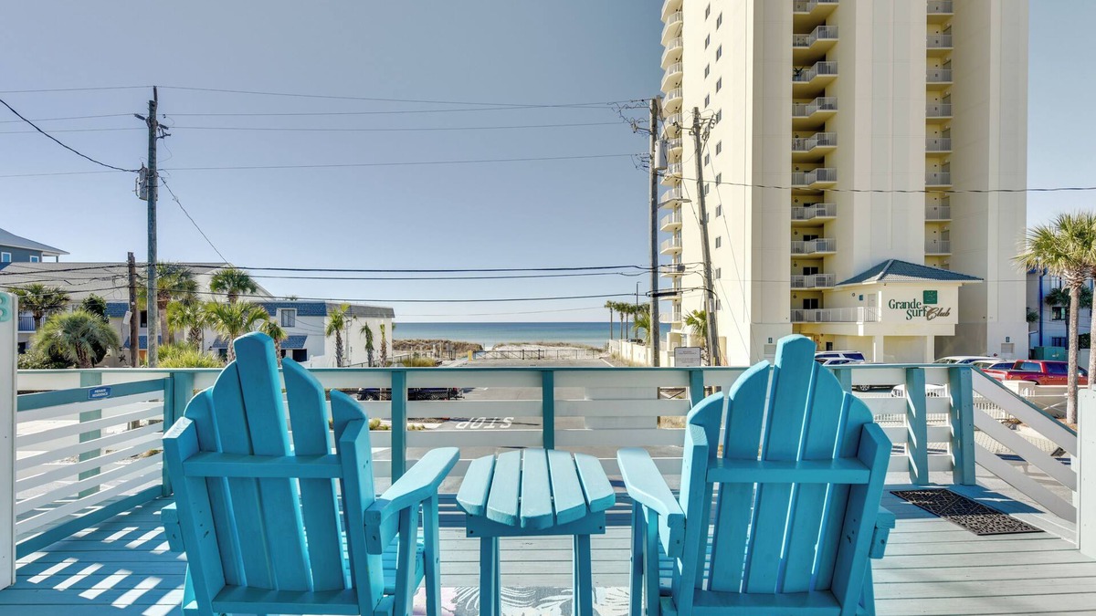 Bel Air Apartment | PCB Apt w/Balcony & Gulf Views: Walk to Beach