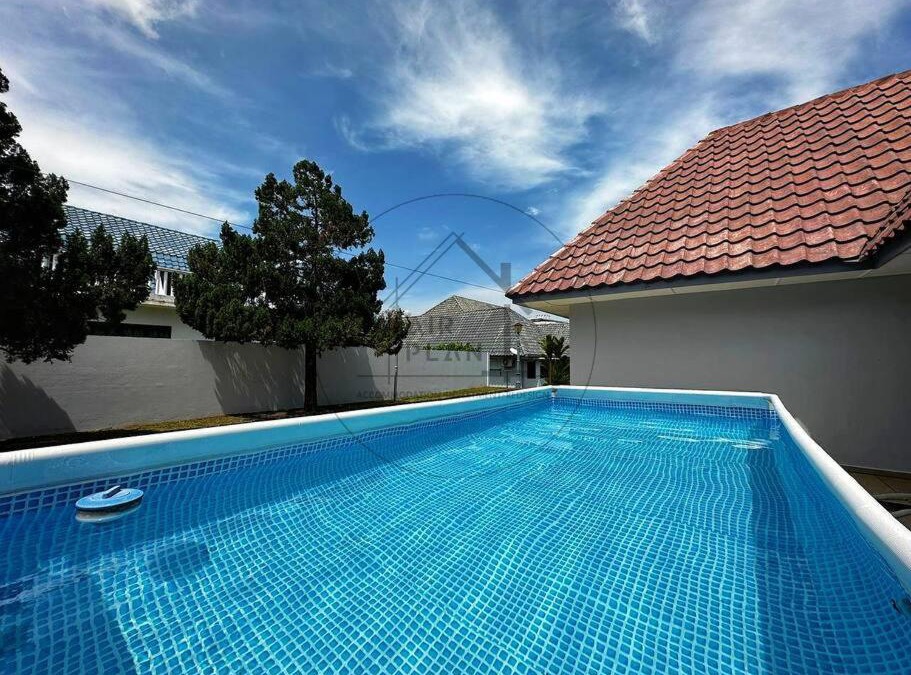 Taman Tanjung House | PD BlueBox Bungalow Sailor Theme (Up to 20 Pax)