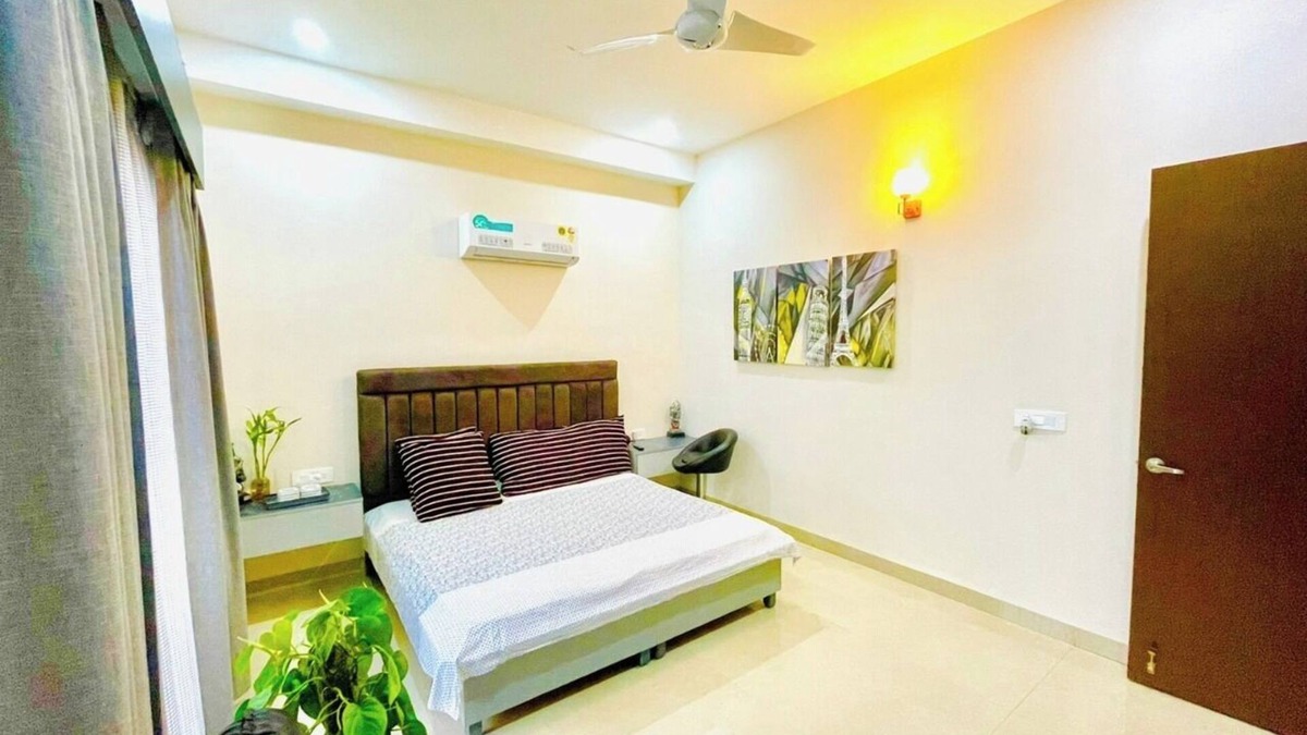 Mohali House | Peace with access to golfcourse
