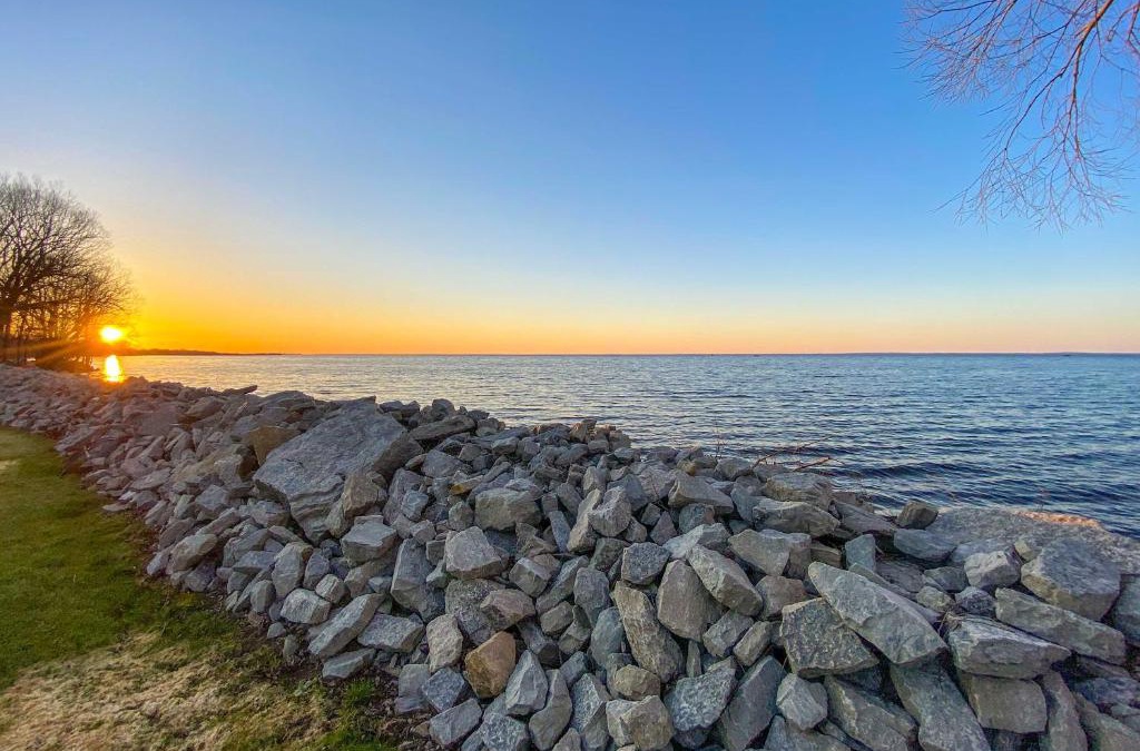 Oconto House | Peace and Premier Fishing on Bay of Green Bay!