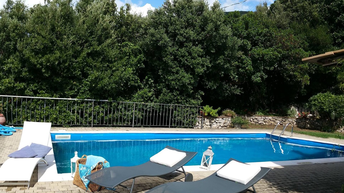 Poggio Catino House | PEACE AND PRIVACY AT HOME "Il CORBEZZOLO"