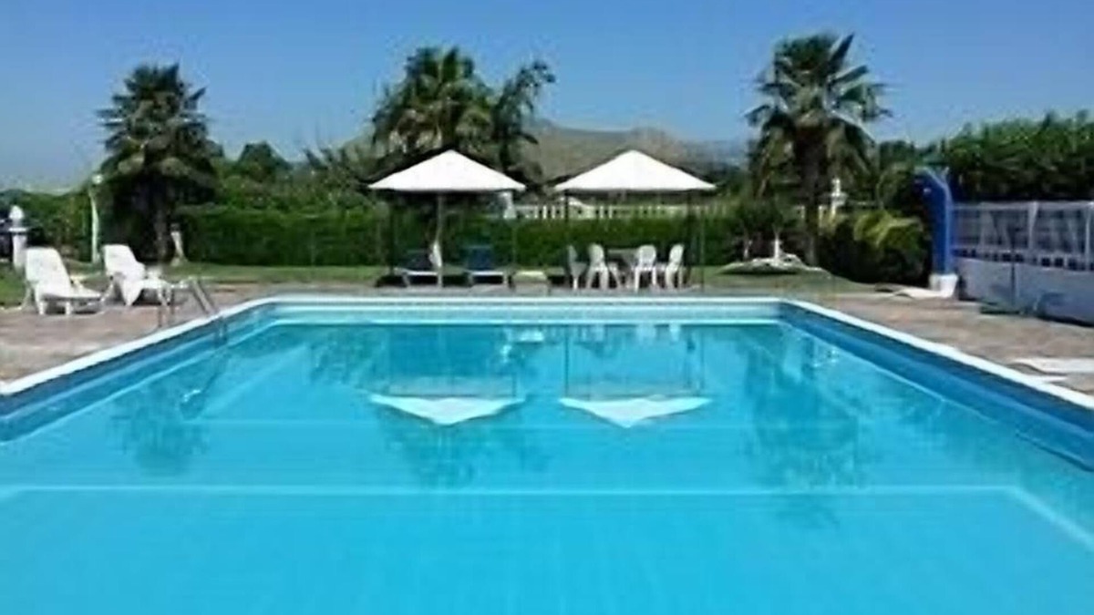 Mignano Monte Lungo Villa | Peace and tranquillity at beautiful Villa set in the South of historical Italy.