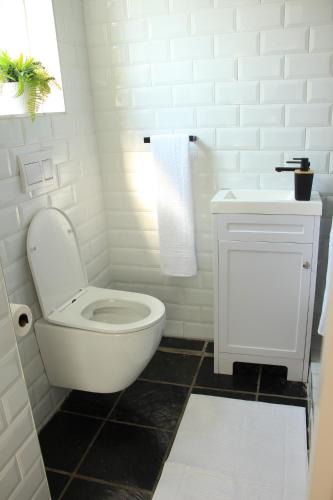 Sandown House | Peace Haven