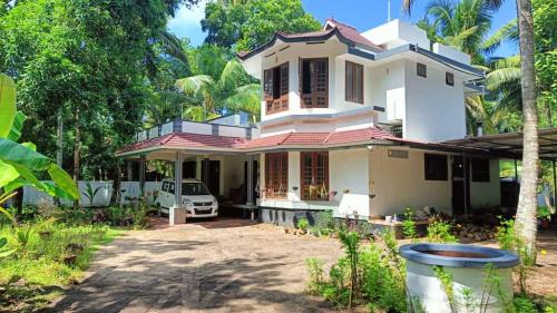 Pattanakkad House | PEACE HOME STAY
