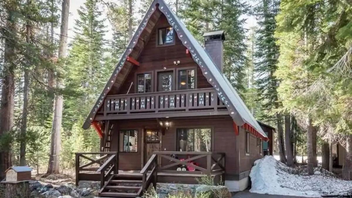 Pla-Vada Woodlands Cabin | Peace In the Pines, a multi family, kid friendly cabin near River & Donner Lake