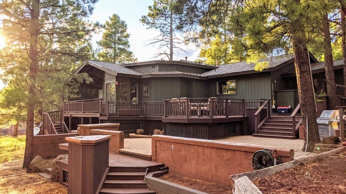 Parks Cabin | *Peace+Pines Paradise* - Cozy Luxury in the Forest