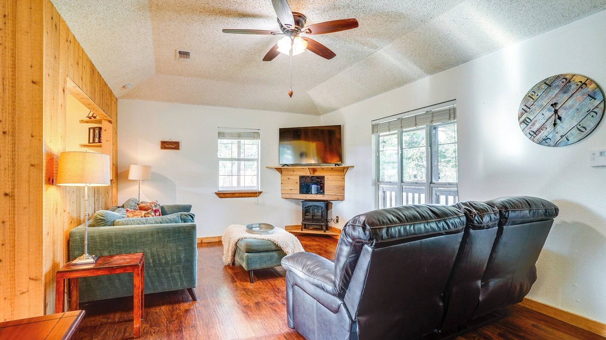 Azle House | Peace, Space & Starry Nights: Ranch Home in Azle