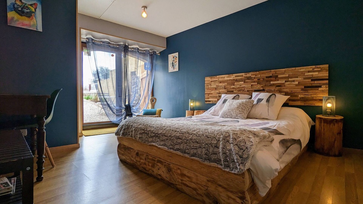 Saint-Maurice-de-Lignon Bed & Breakfast | Peaceful B&B in farm near Lignon Gorges