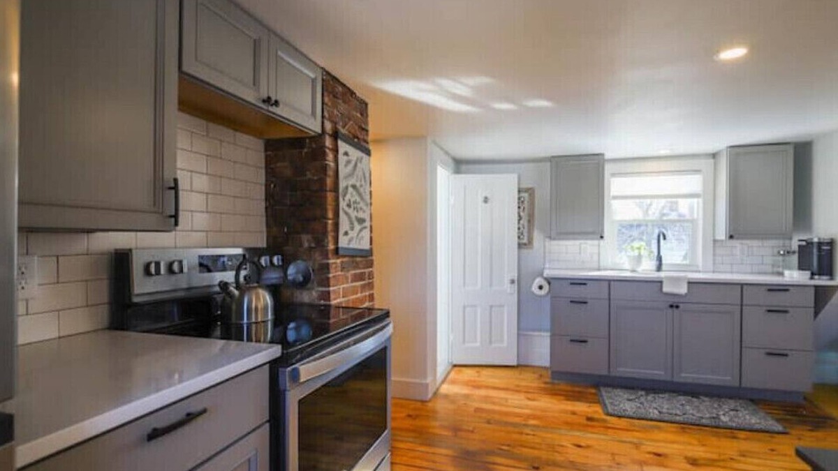 Westbrook Apartment | Peaceful 1BR - Reading Nook - Near Portland