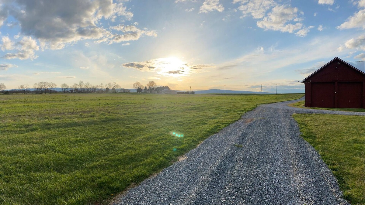 Rocky Ridge House | Peaceful. 1st Solar Glass Roofs Power generation producing farm USA, c2020.