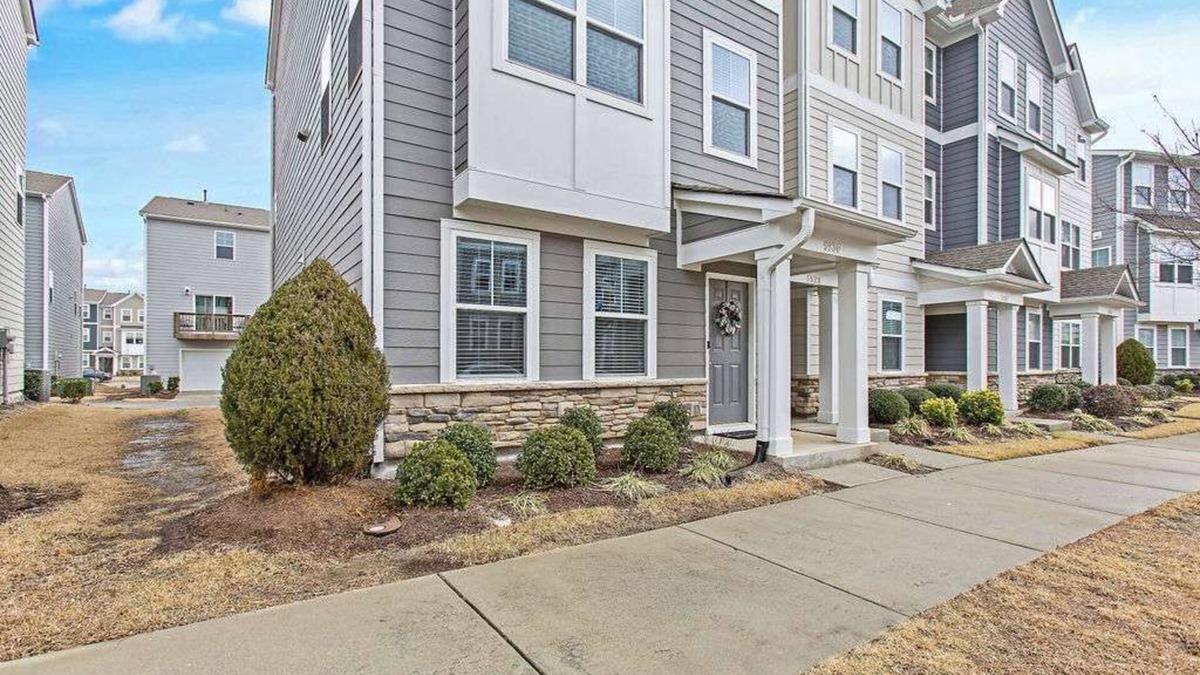 Northeast Raleigh House | Peaceful 3-bedroom house with AC in Raleigh