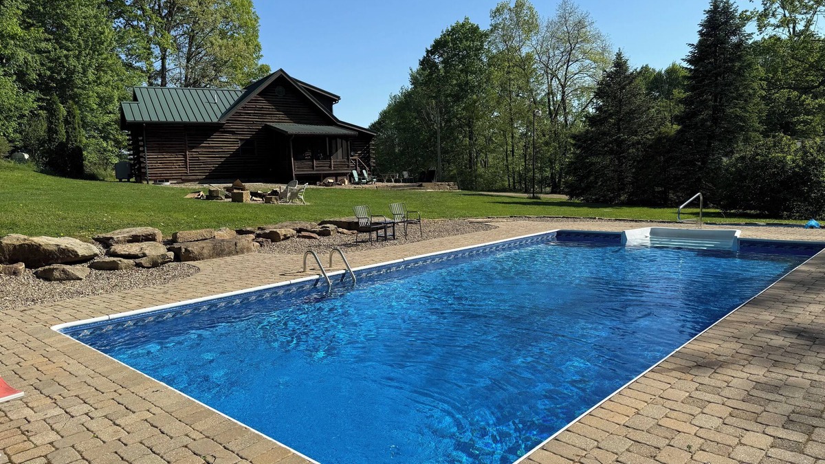 Augusta Cabin | Peaceful 3-bedroom Secluded Cabin with Private Pool