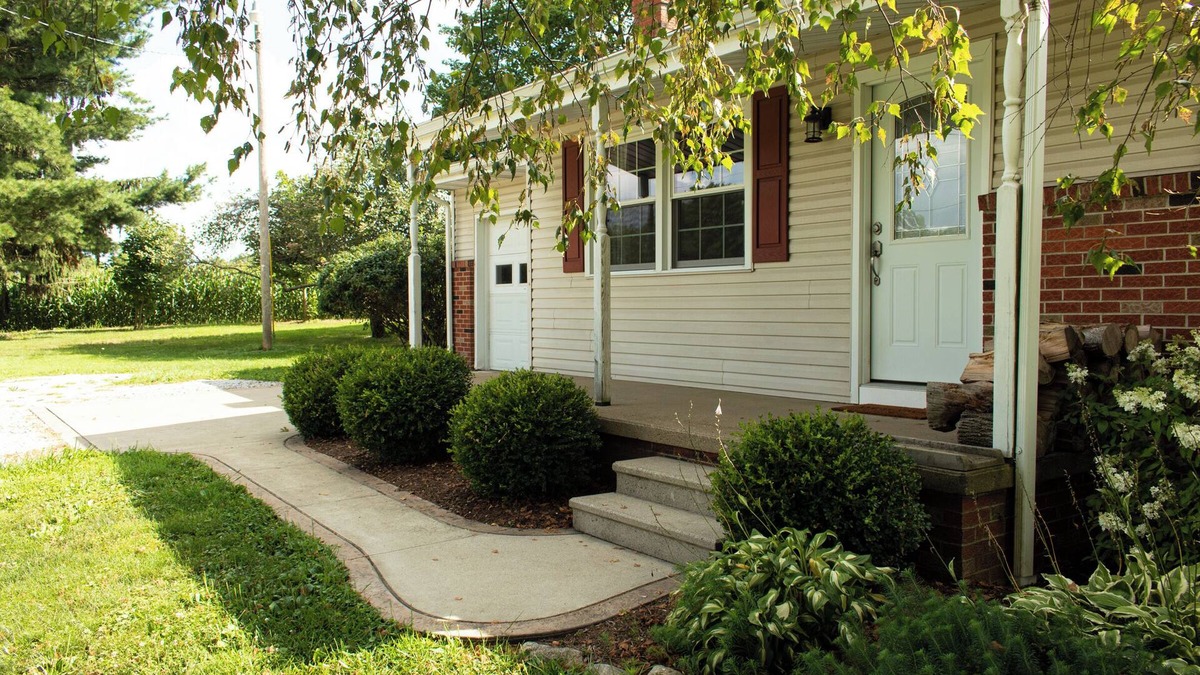 Loudonville House | Peaceful 3-Bedroom Countryside Home Near Mohican with Fireplace, & Patio