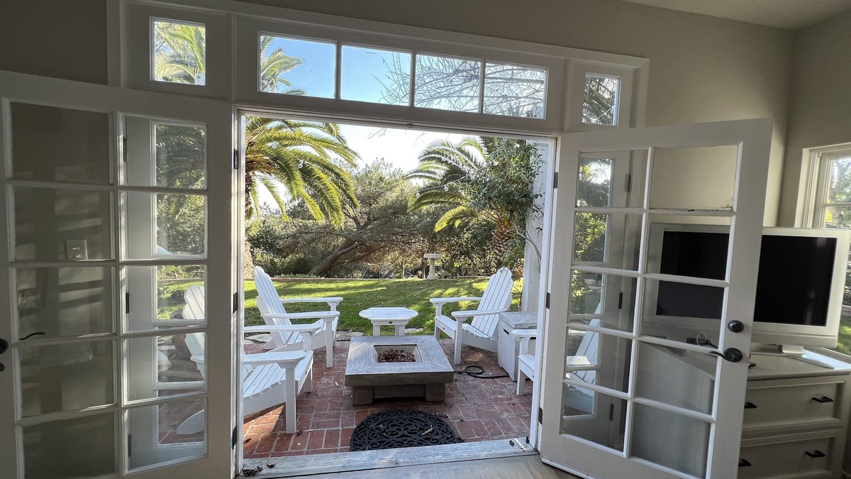 Valmonte Apartment | Peaceful and Private