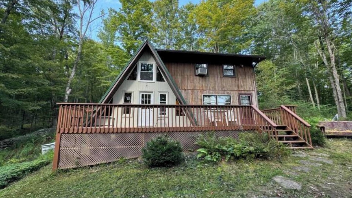 Susquehanna Cabin | Peaceful and Private A-frame in the woods, not far from Elk Mountain Ski Resort!