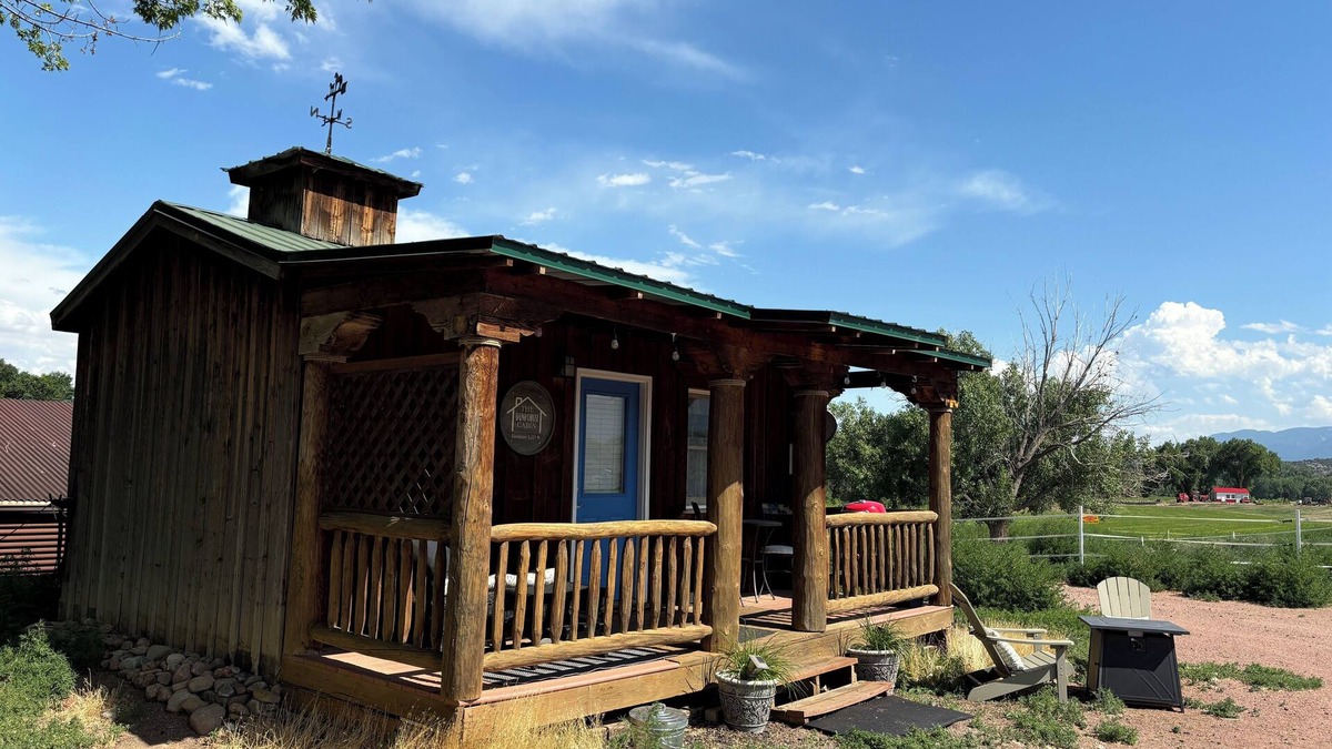 Canon City Cabin | Peaceful Bunkhouse cabin with mtn views near Arkansas River attractions & town