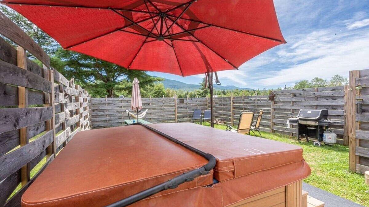 Twin Mountain Cabin | Peaceful Cabin Getaway Hot Tub & Mountain Views #5