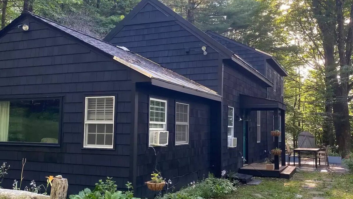 Jacksonville Cabin | Peaceful Cabin in the Woods and near the mountains