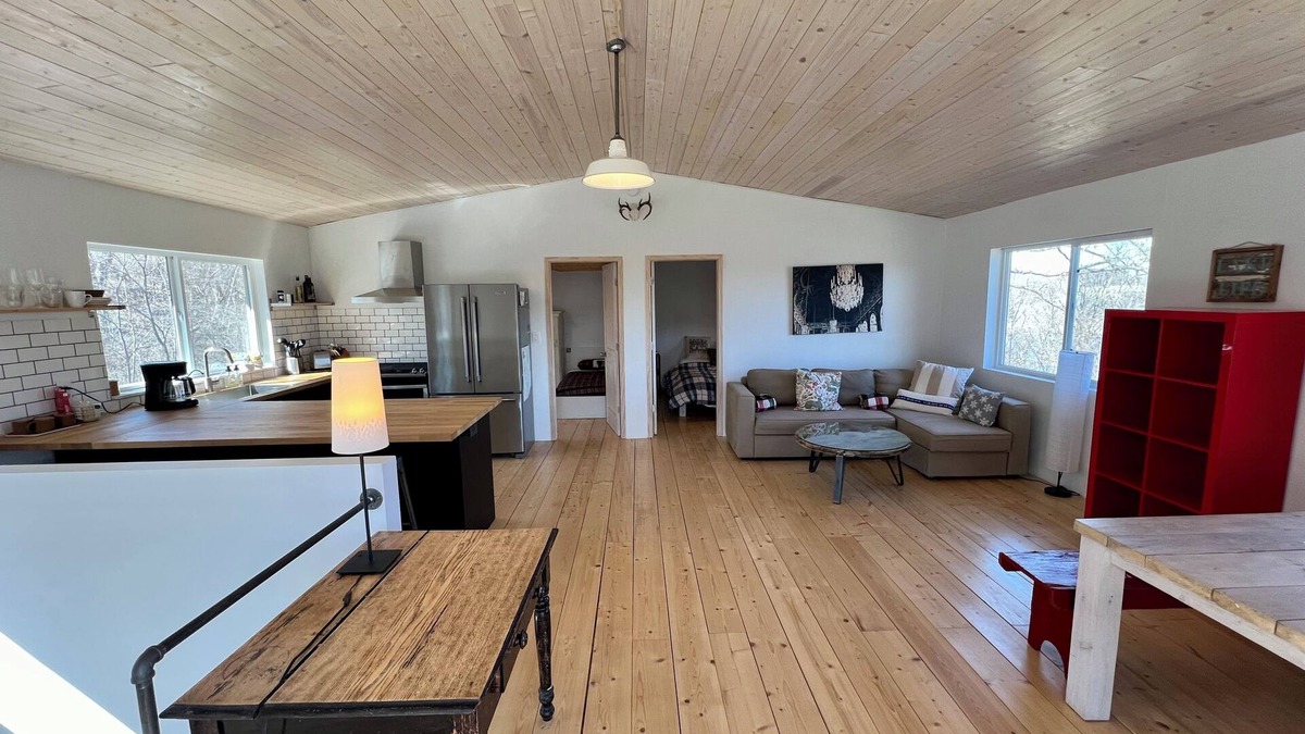 Underwood Cabin | Peaceful Cabin on the lake