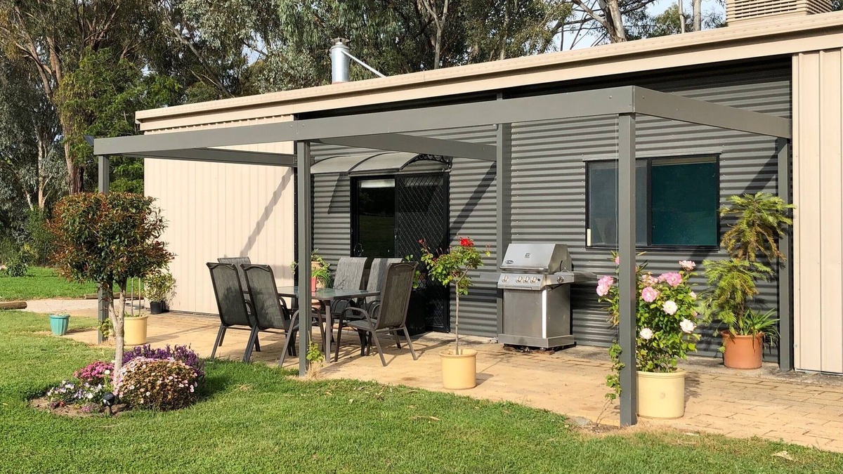Killawarra Villa | Peaceful, comfortable and convenient river retreat