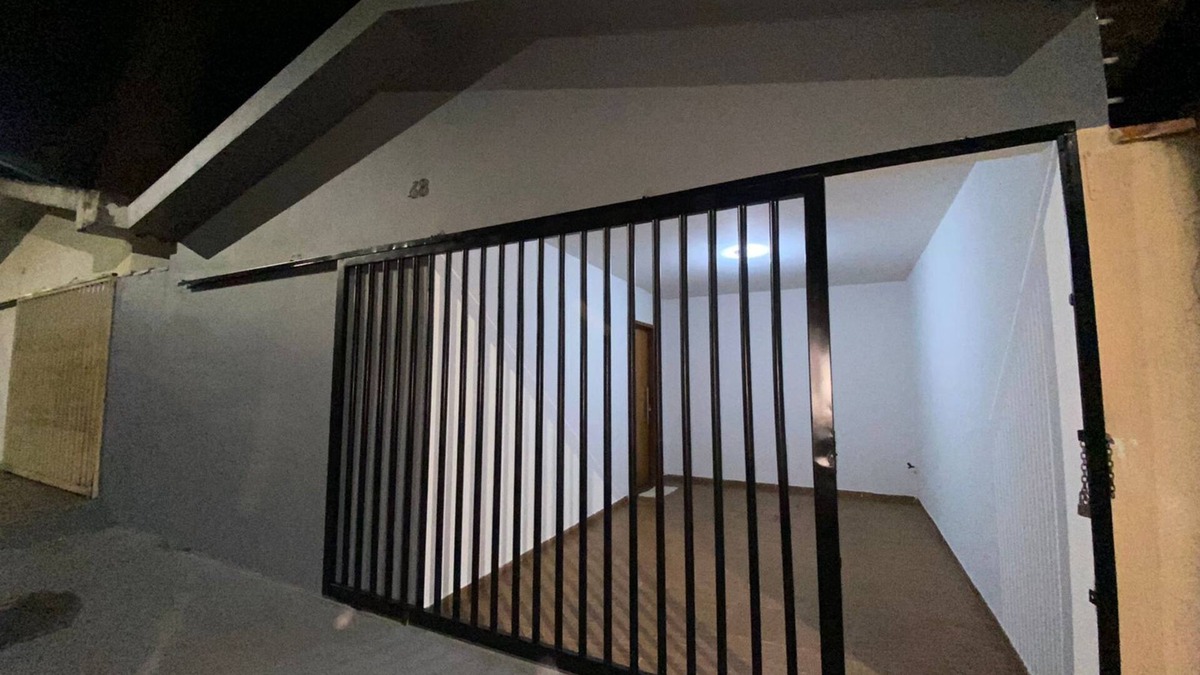 Marta Helena House | Peaceful Corner House