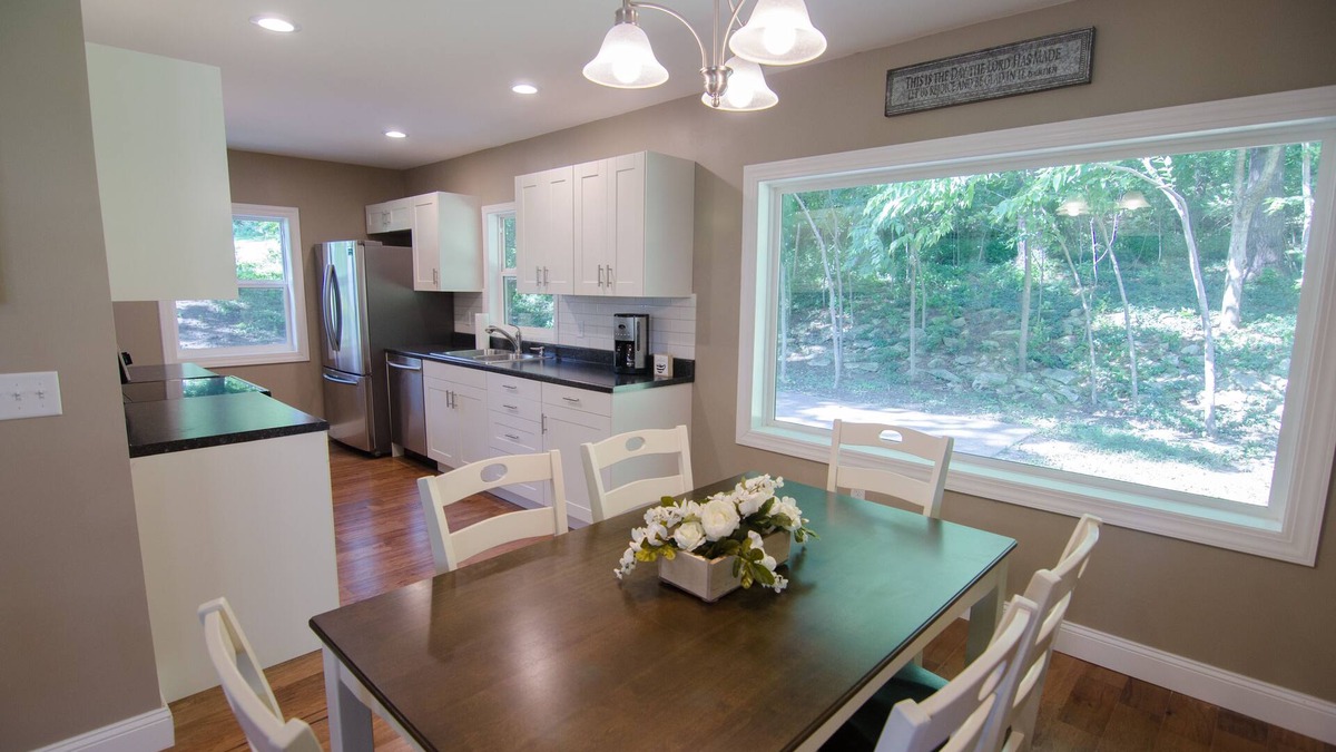 Quincy House | Peaceful, Country Cottage with Open Floor Plan