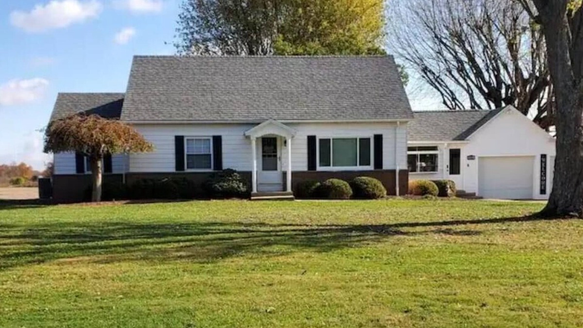 Beverly Other | Peaceful Country Farmhouse