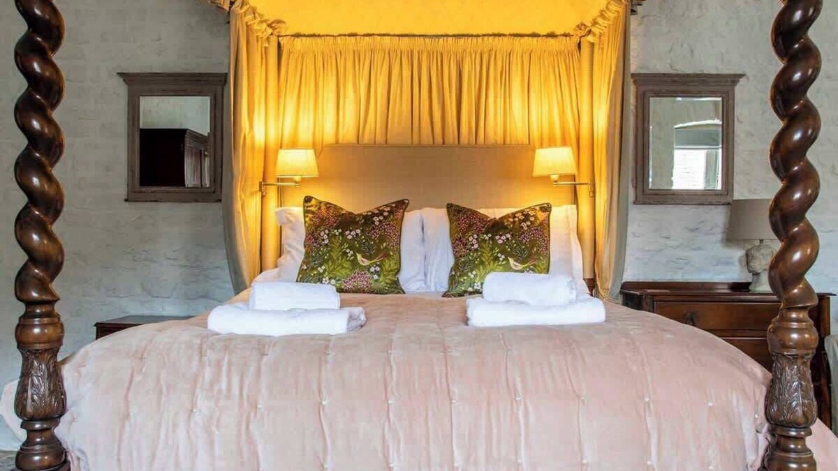 Wick Apartment | Peaceful Country Idyll