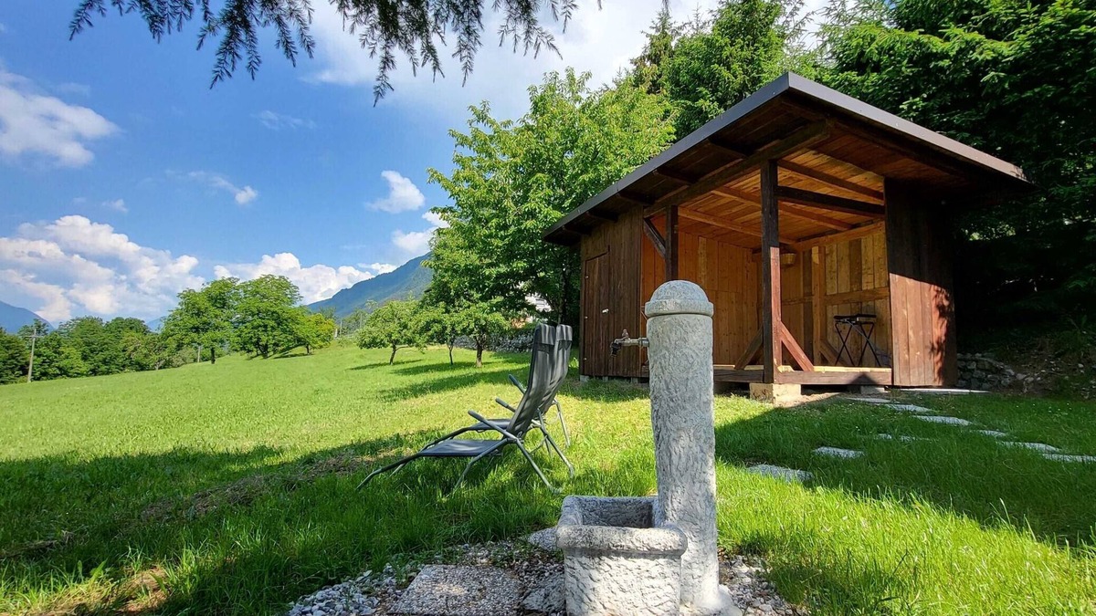 Tolmin House | Peaceful Countryside Holiday Home with Terrace - One Bedroom Holiday Home with Terrace