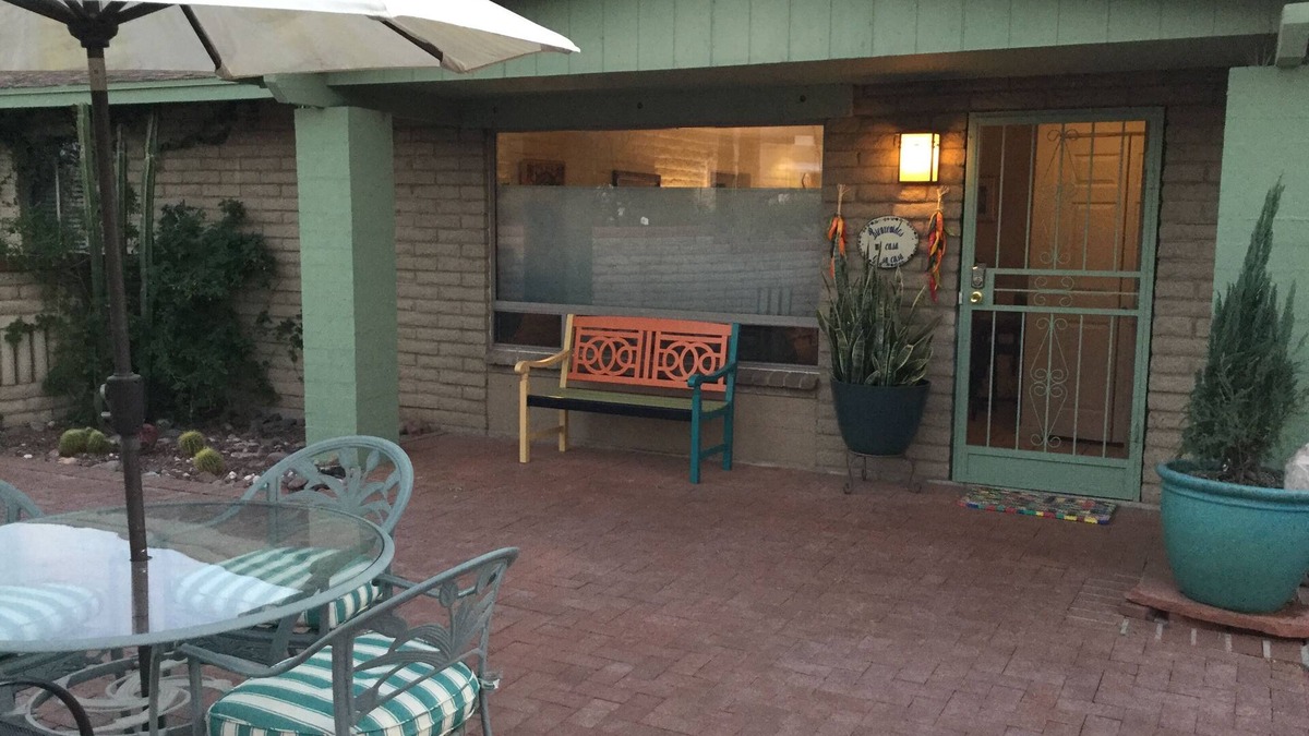 Rancho Feliz House | PEACEFUL DESERT HOME - 1 ACRE ON QUIET CUL DE SAC - NW TUCSON - WITH MUSIC ROOM