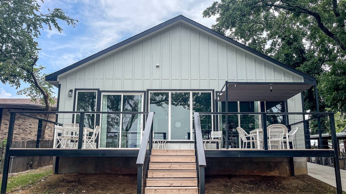 Azle House | Peaceful Eagle Mountain Lakefront Property! Private & Secluded with Swimming, Fishing & Boat Tie-up!