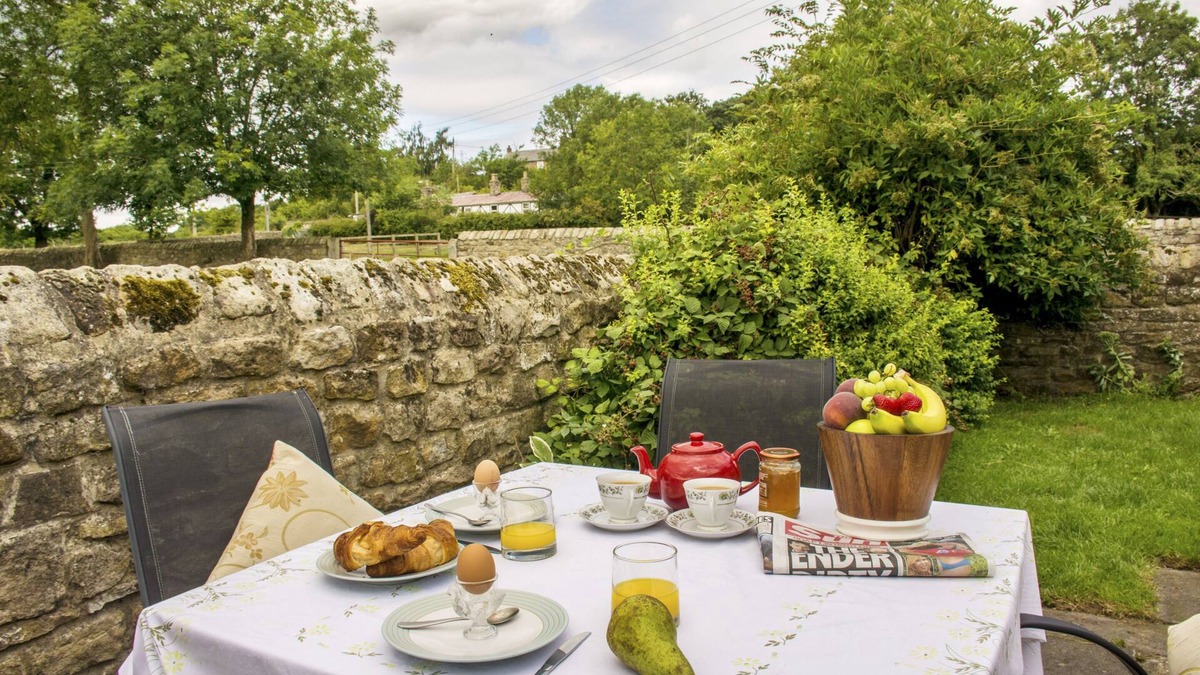 North Bitchburn Cottage | Peaceful farm cottage with beams and log burner