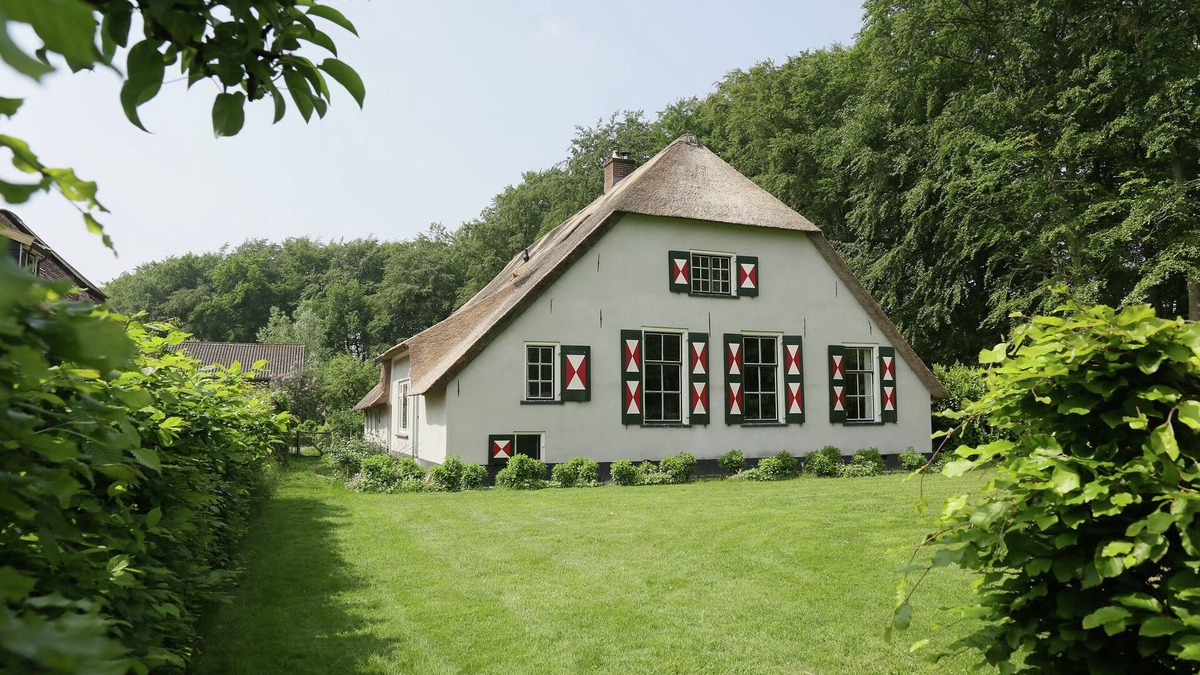 Municipality of Utrechtse Heuvelrug Other | Peaceful Farmhouse in Doorn near Forest