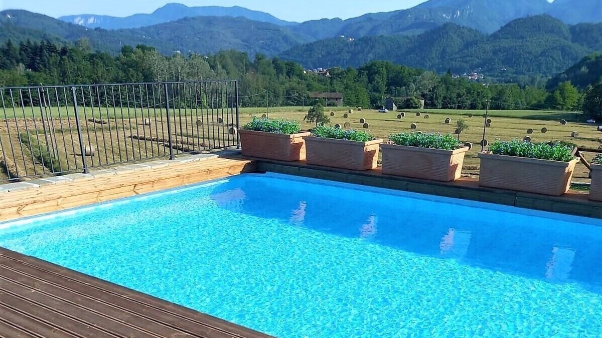 Castiglione di Garfagnana Villa | Peaceful farmhouse with private pool, amazing mountain views, Boules , WIFI