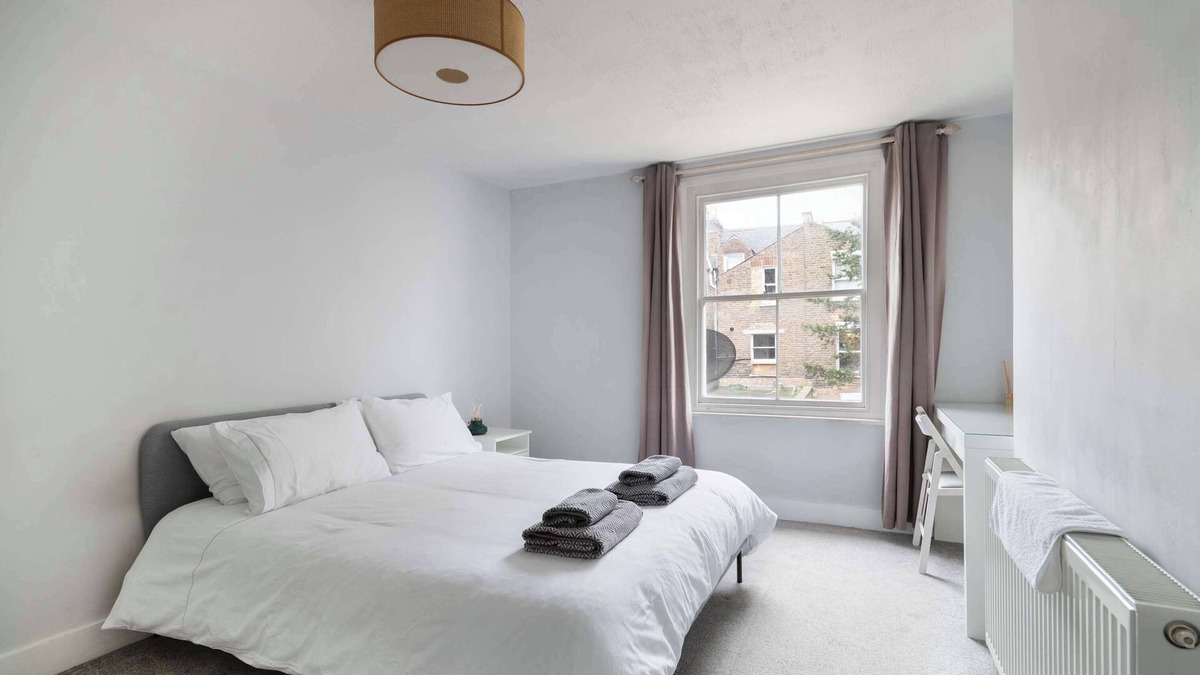 Northcote Apartment | Peaceful flat 1 minute from Clapham Junction