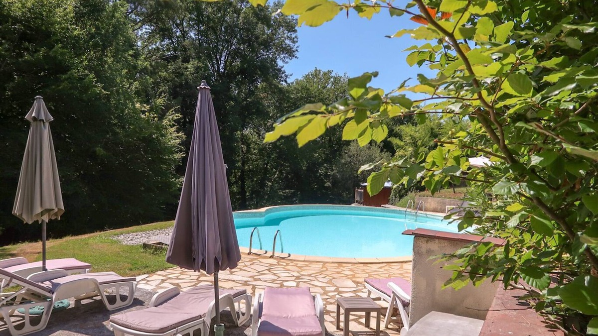 Sauveterre-la-Lemance Other | Peacefully located on the border of the Dordogne and Lot-et-Garonne (Perigord Noir)