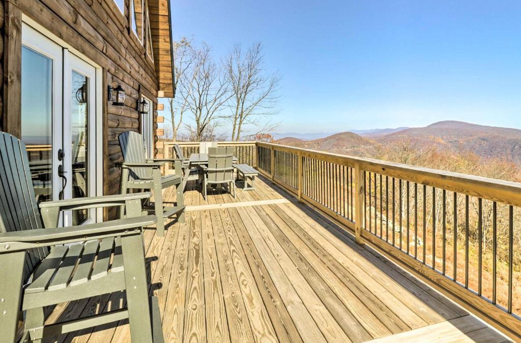 Dyke House | Peaceful Free Union Cabin with Deck and Mtn Views