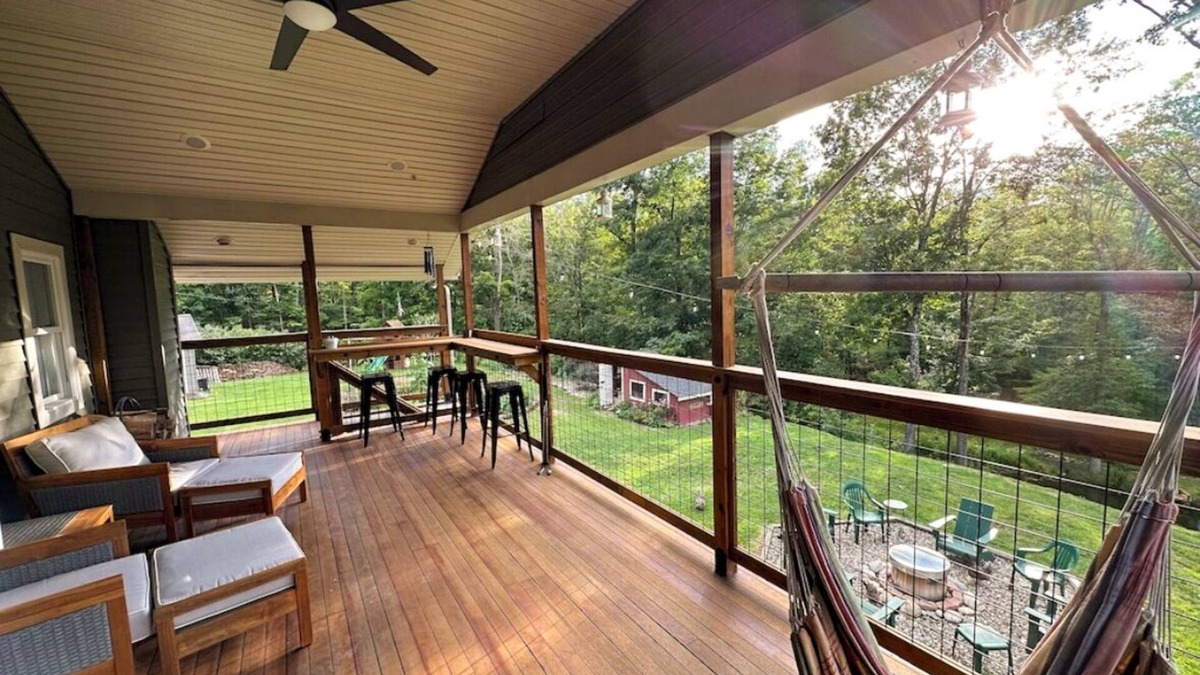 Pleasant Valley House | Peaceful getaway for outdoor enthusiasts-a modern home with a country/farm feel.
