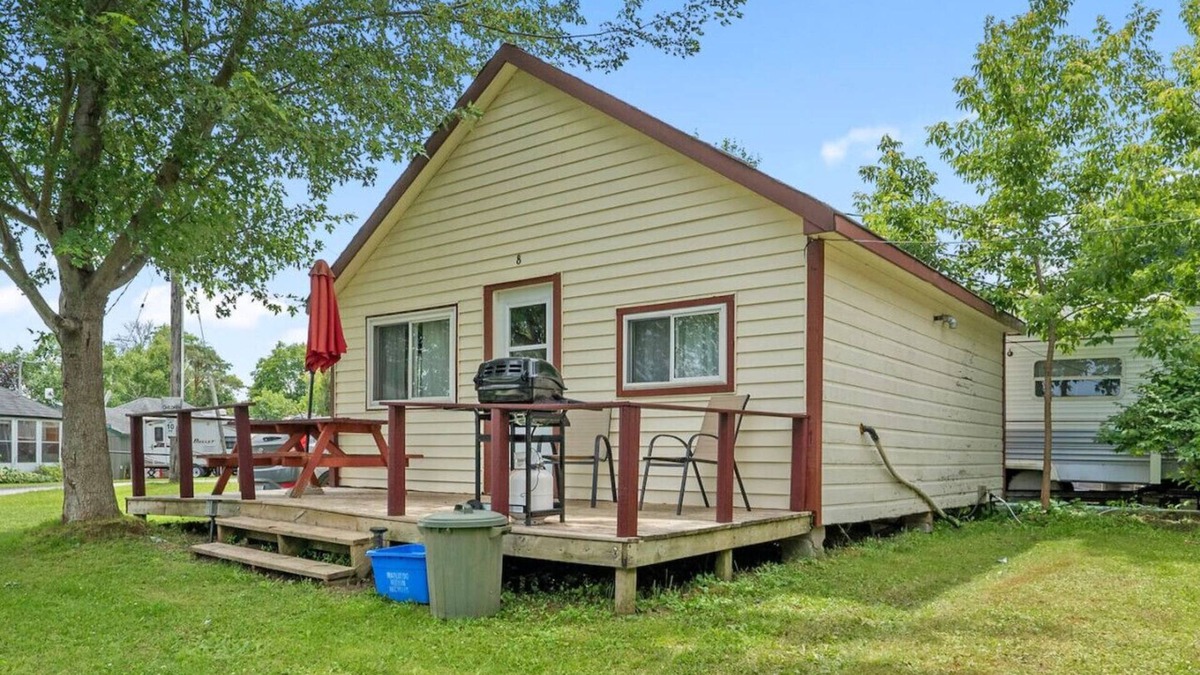 Otonabee-South Monaghan Cabin | Peaceful Getaway at Rice Lakes!