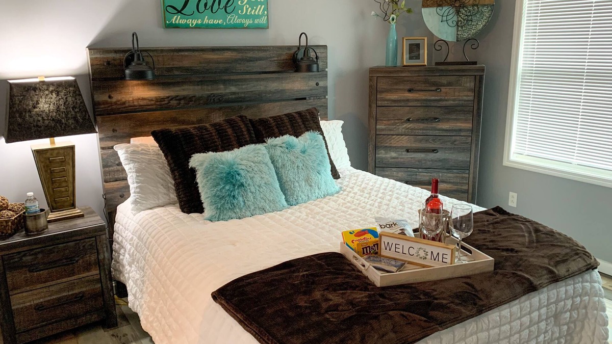 Galena Apartment | Peaceful Getaway - Close to Everything