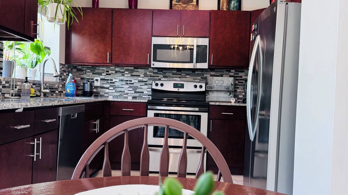 Brandon House | Peaceful Getaway With Fenced Private Backyard, 15 Miles From Downtown Tampa