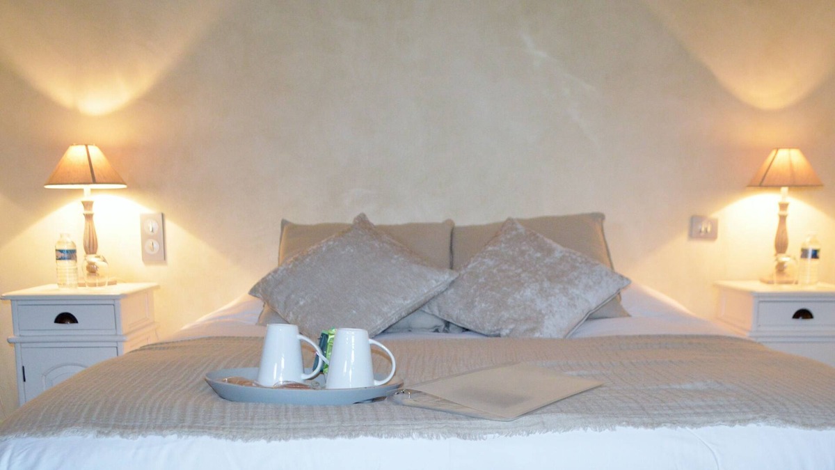 Vertus Bed & Breakfast | Peaceful guest room in the heart of Champagne