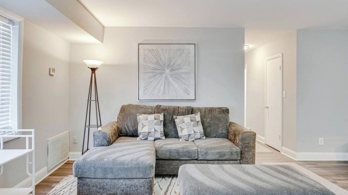 Jefferson Manor Apartment | Peaceful H