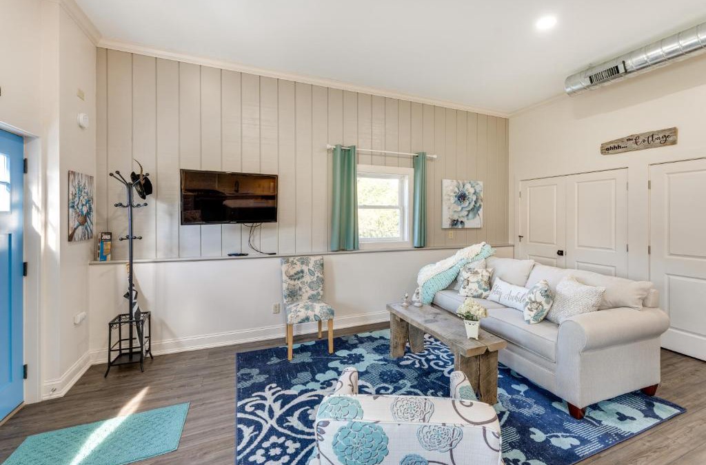 Chemung House | Peaceful Harvard Vacation Rental 3 Mi to Town!